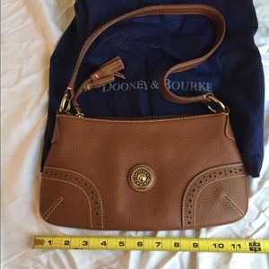 Dooney and Bourke Slim Shoulder Bag 👜